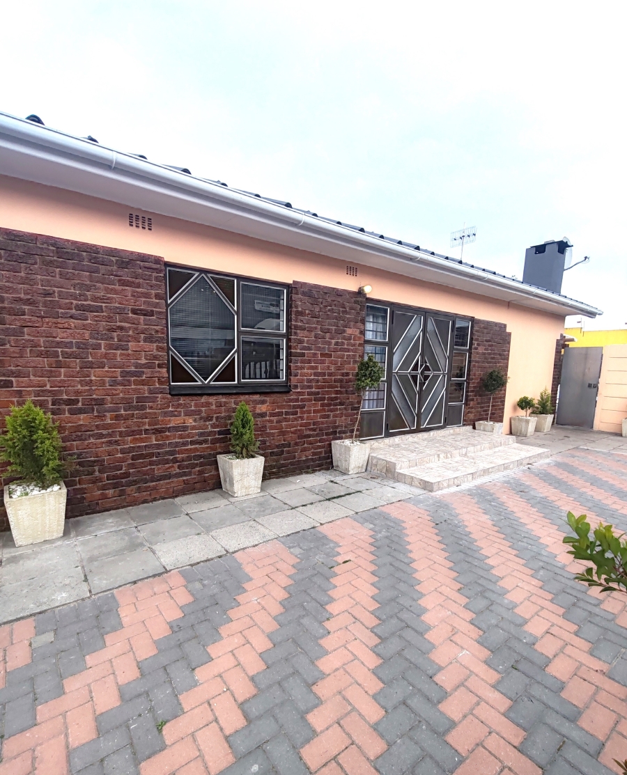 3 Bedroom Property for Sale in Russels Rest Western Cape